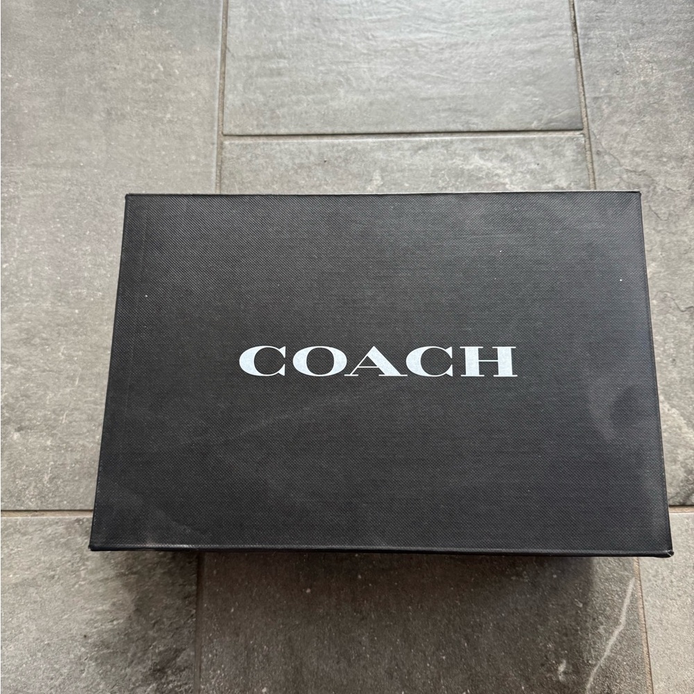 Coach Hollie Flip Flop - Picture 3 of 7